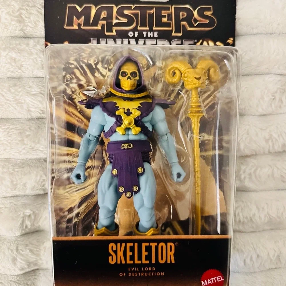 MOTU 2026 Masters of The Universe Core Gold Variant SKELETOR